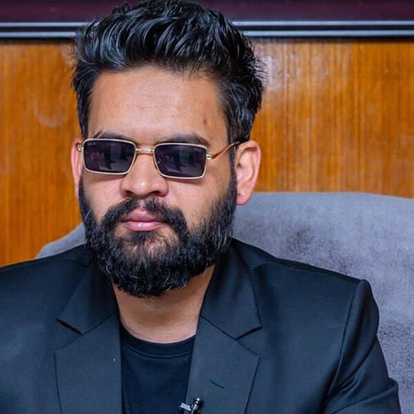 सिंहदरबारमा आगो नियन्त्रणका लागि: मेयर बालेन शाहले खटिएको दमकल र उद्धार कार्यको विवरण सार्वजनिक