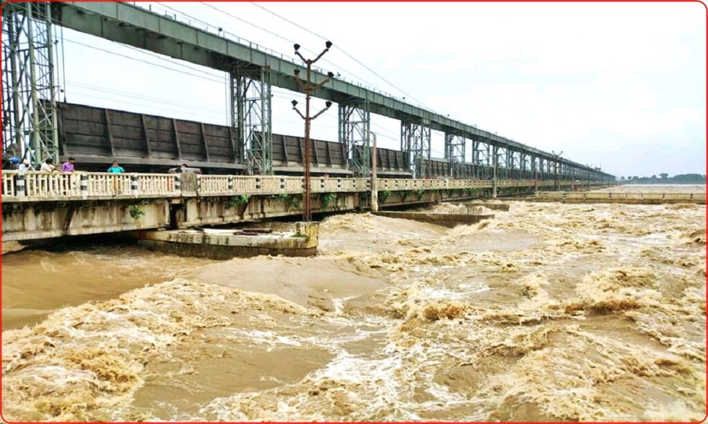 सप्तकोसीमा पानीको बहाव तीव्र, कोशी ब्यारेजमा रातो…