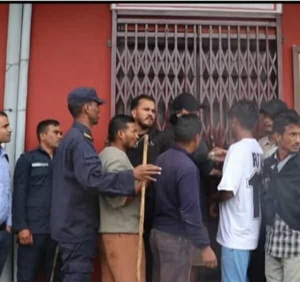 आठ दिनसम्म खोलिएन थलारा गाउँपालिकामा लगाइएको ताला