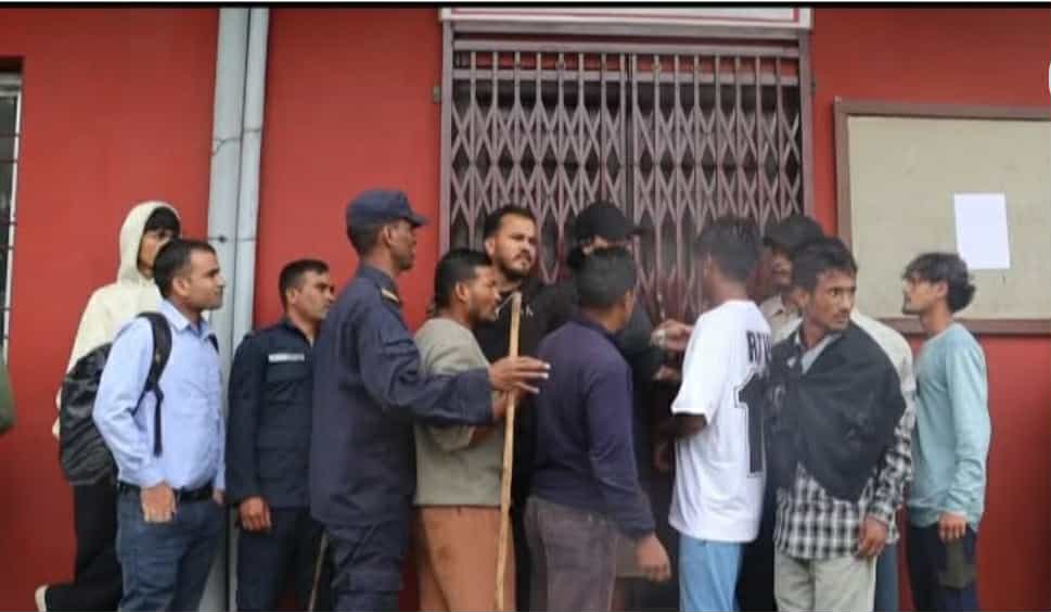 आठ दिनसम्म खोलिएन थलारा गाउँपालिकामा लगाइएको ताला