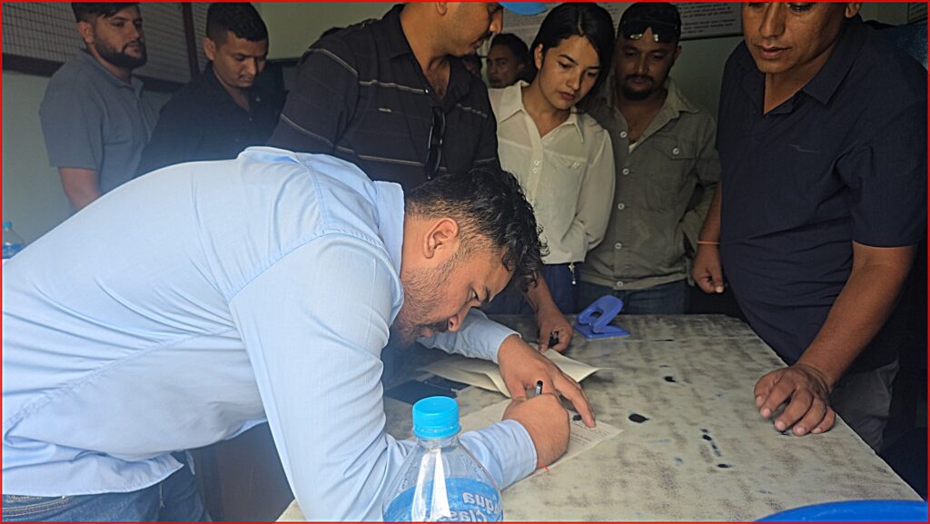 कैलालीमा पनि काठमाण्डौंका मेयर बालेन शाह र…