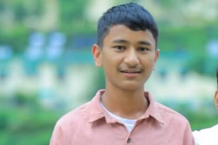 कबिताः- झोले