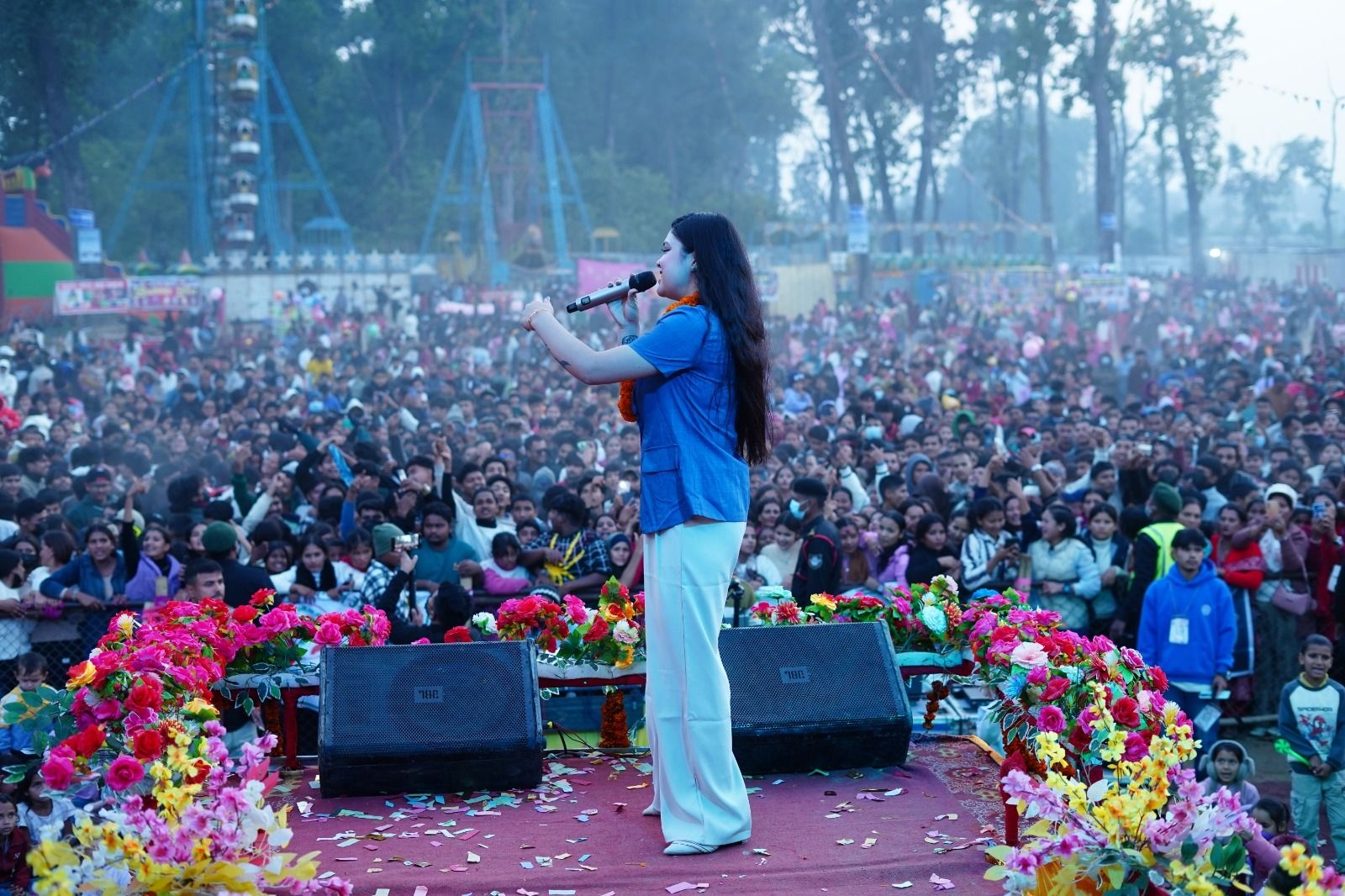 सृजनशील गोदावरी सांस्कृतिक महोत्सवमा दर्शकको जनसागर, संगीत र संस्कृतिले अत्तरिया गुञ्जायमान