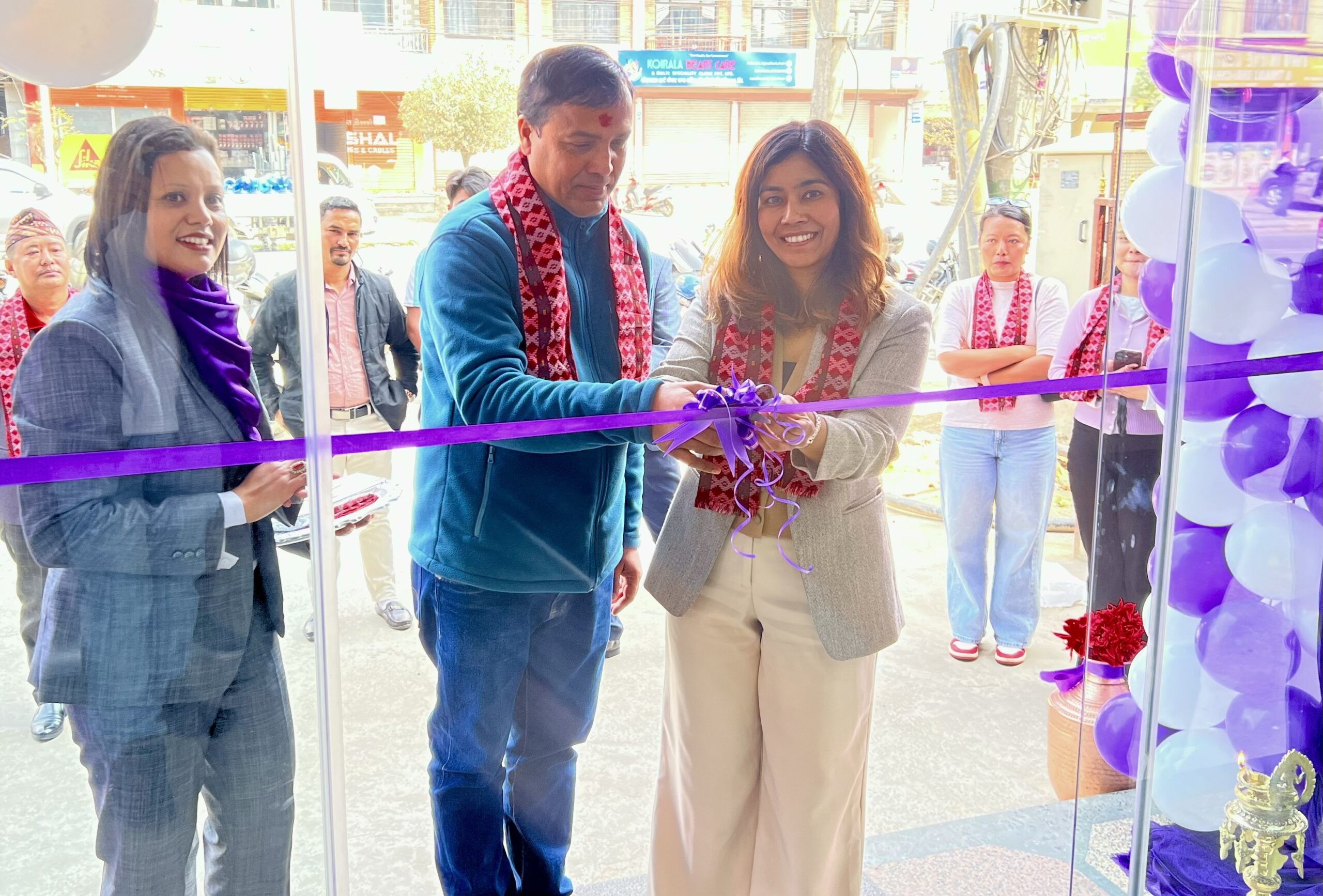 एनसेल पोखरा सेन्टर पुनःसञ्चालनमा, ग्राहक सेवा पुनः सहज