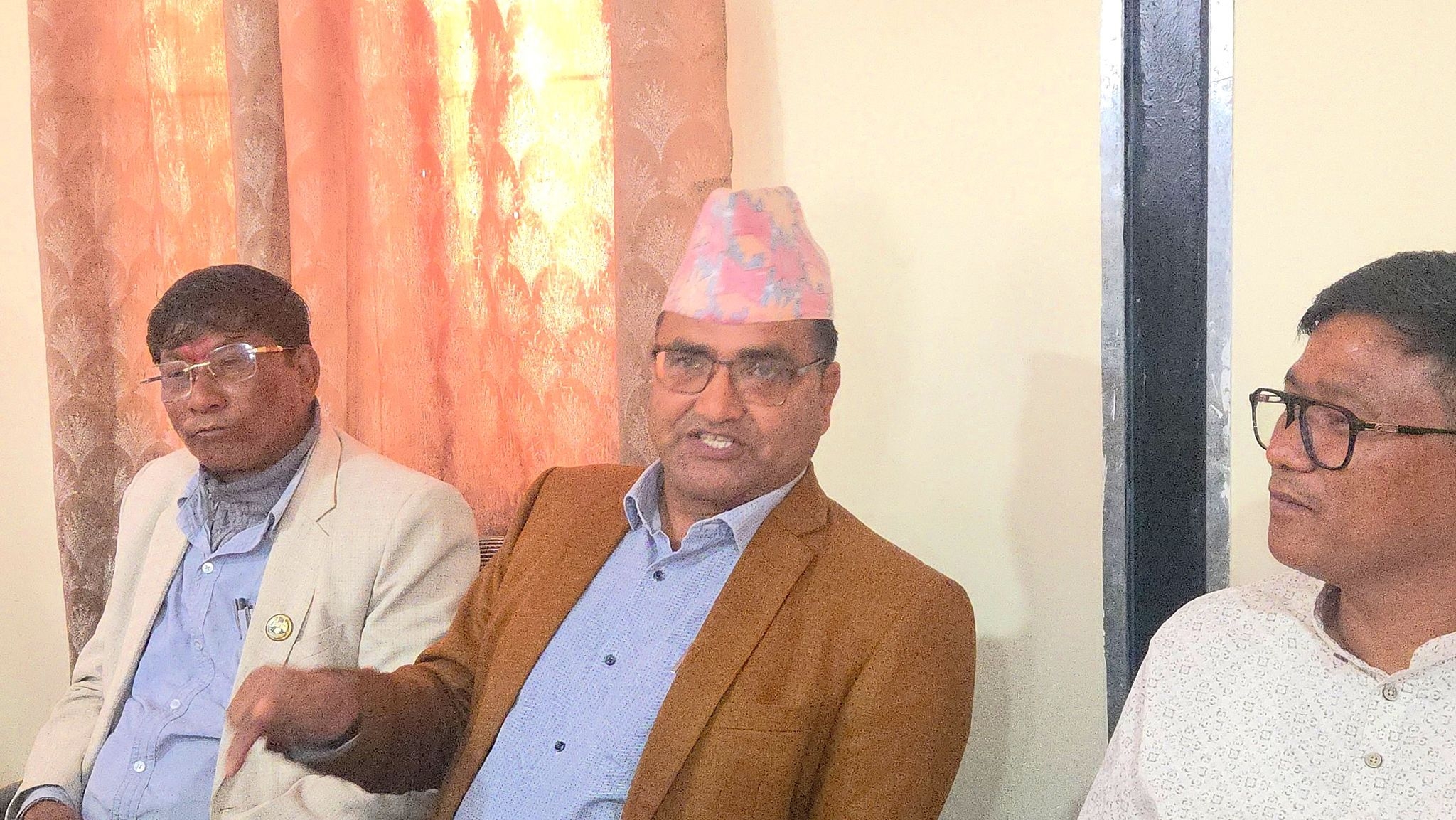 मुख्यमन्त्री कमलबहादुर शाहमाथि घुस मागेको आरोपः प्रतिपक्षी दल छानबिनको माग