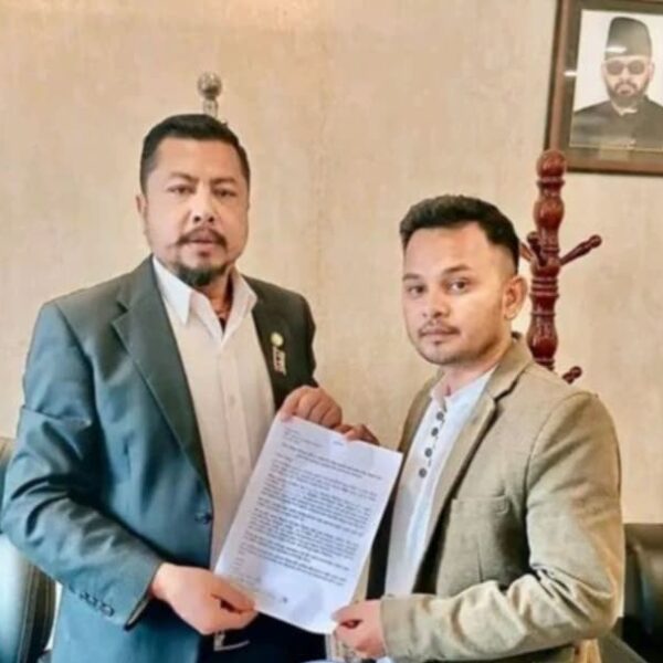 बिद्युतको माग सहित जेनजी युवा नेता सिको नेतृत्वमा ऊर्जा मन्त्रीलाई ज्ञापनपत्र