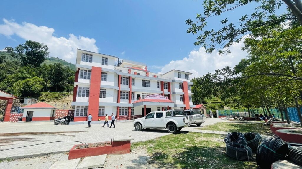 बाजुराको बुढीगंगा नगरपालिका प्रशासनिक संकटमा, चार महिनादेखि&hellip;