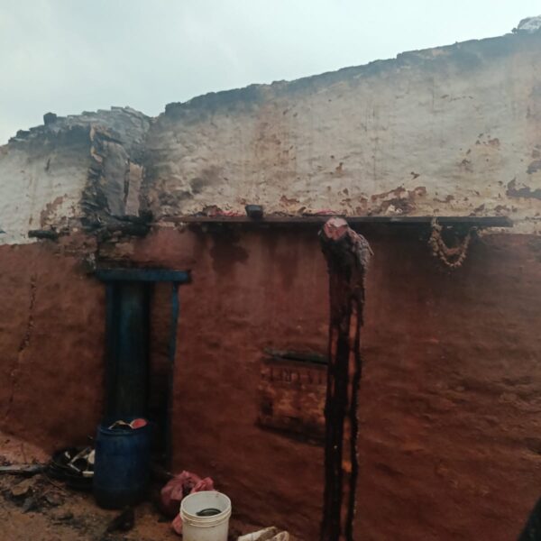 गुल्मीमा चट्याङ लाग्दा घर जलेर नष्ट,&hellip;