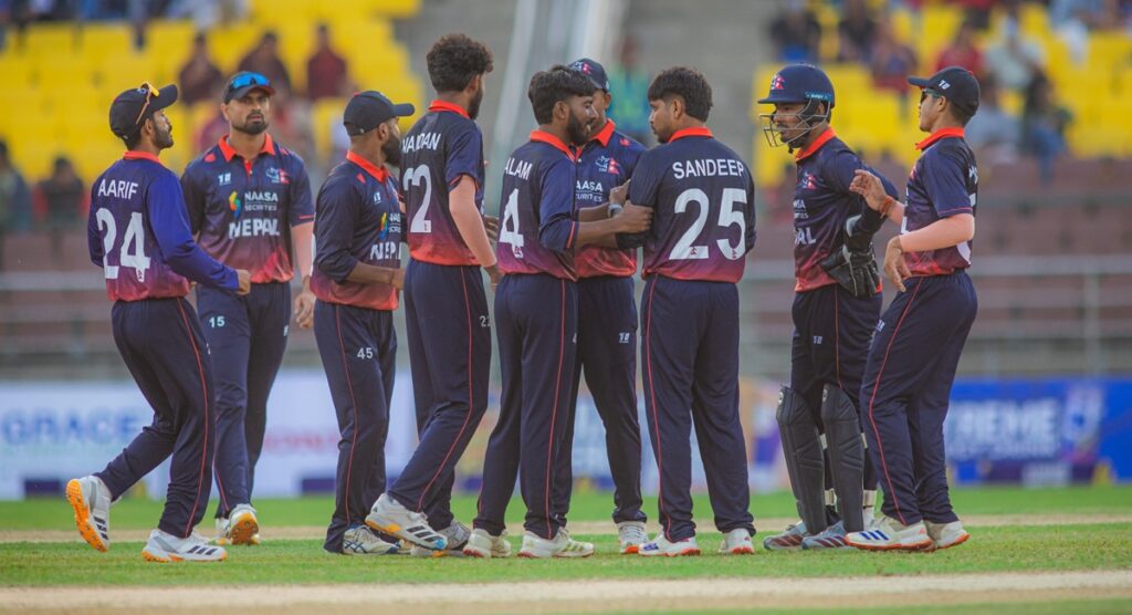 कुशल भुर्तेलको विस्फोटक ८४ रन, नेपाललाई यूएईमाथि&hellip;