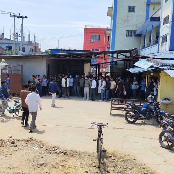 सर्वोच्चको निर्णयपछि लम्कीचुहा अस्पतालमा प्रदेश सरकारले कर्मचारी खटायो