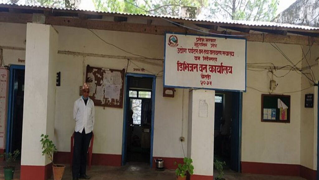बैतडीमा ११० हेक्टर वन क्षेत्र अतिक्रमण, बजार&hellip;