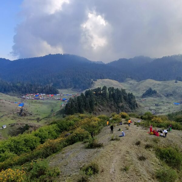 सुदूरपश्चिमको प्रमुख पर्यटकीयस्थल खप्तडमा गंगा दशहरा मेला शुरु