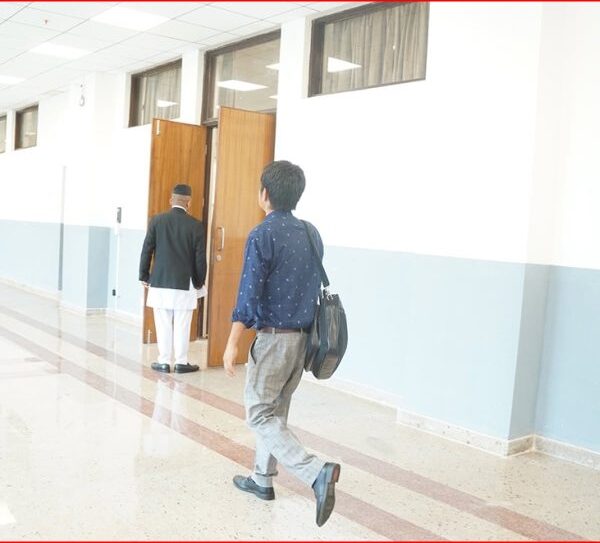 बजेट छलफलमै हर्क साम्पाङ बाहिरिए, ‘महत्त्वपूर्ण&hellip;