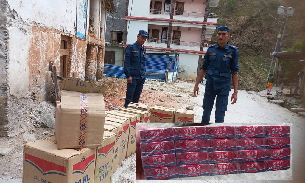 बझाङमा ठूलो परिमाणमा नक्कली चुरोटसहित ट्रक चालक&hellip;