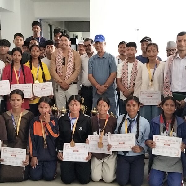 गोदावरी नगरपालिकाले राष्ट्रपति रनिङ शिल्डमा पदक विजेता खेलाडीलाई सम्मान