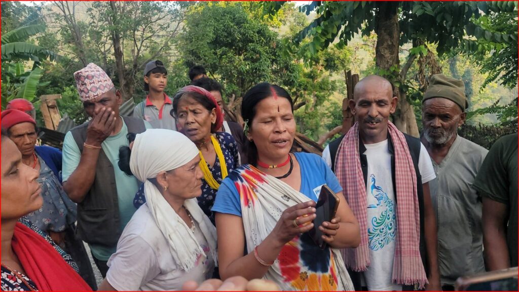 गोदावरी बासपानीमा वन कार्यालयको डोजरपछि ४७ घर&hellip;