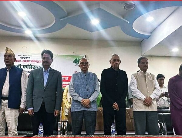 कांग्रेस फुटिसकेको छ, अब एकता आवश्यक : डा. शशांक कोइराला