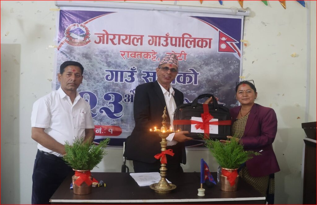 डोटीको जोरायल गाउँपालिकाले ल्यायो ६४ करोड, ४१…