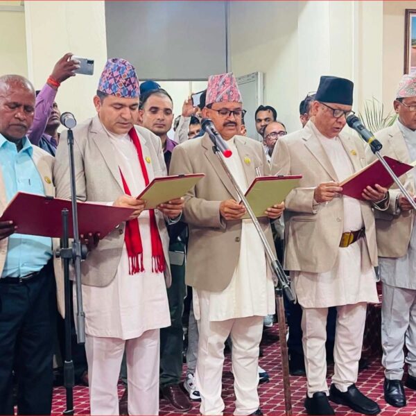 लुम्बिनी प्रदेशमा पाँच नयाँ मन्त्रीको शपथ, मन्त्रालयसमेत तोकियो