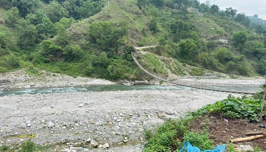 बुढीगंगा नदीको मौरे पुल ६ वर्षदेखि अलपत्र, स्थानीय मारमा