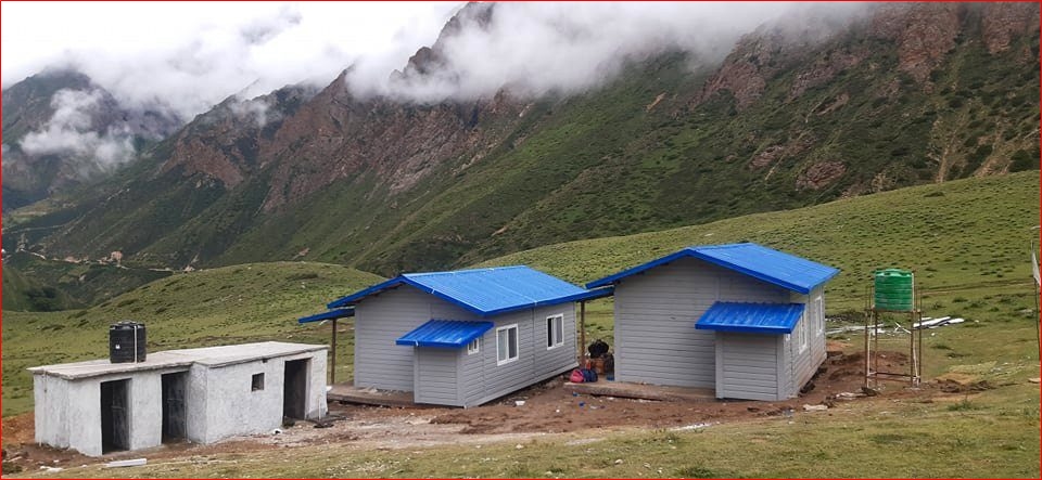 तिंकर सडकमा ‘विशेष प्राथमिकता’ घोषणा भए पनि&hellip;