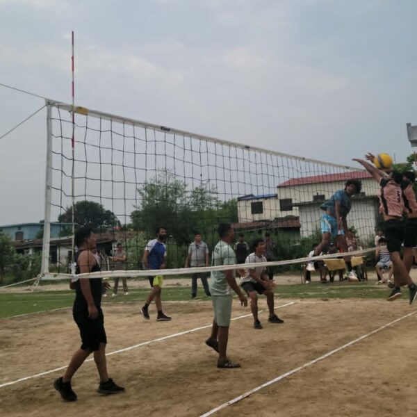 अत्तरियामा वडा स्तरीय खुला भलिवल प्रतियोगिता, उद्घाटनको पहिलो खेल आयोजक (बि) टिम विजयी