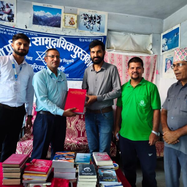 कुमारी बैंक अत्तरियाद्वारा प्रतिभा सामुदायिक पुस्तकालयलाई ५४ थान पुस्तक सहयोग