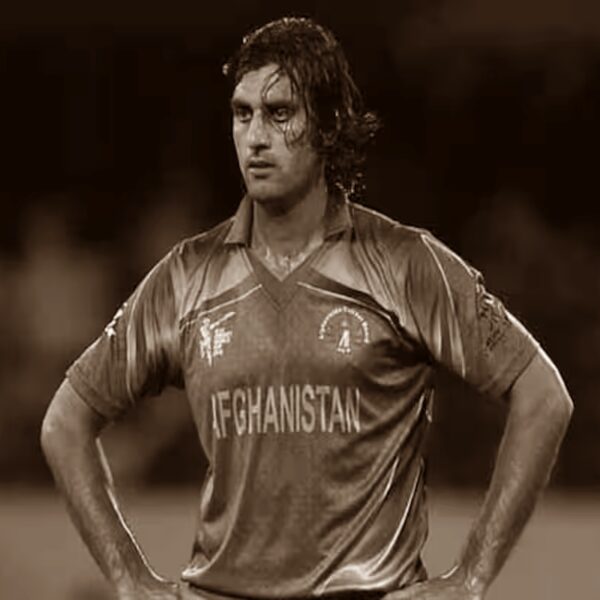 अफगान क्रिकेटका अग्रपङ्क्तिका खेलाडी शपूर जाद्रानको निधन
