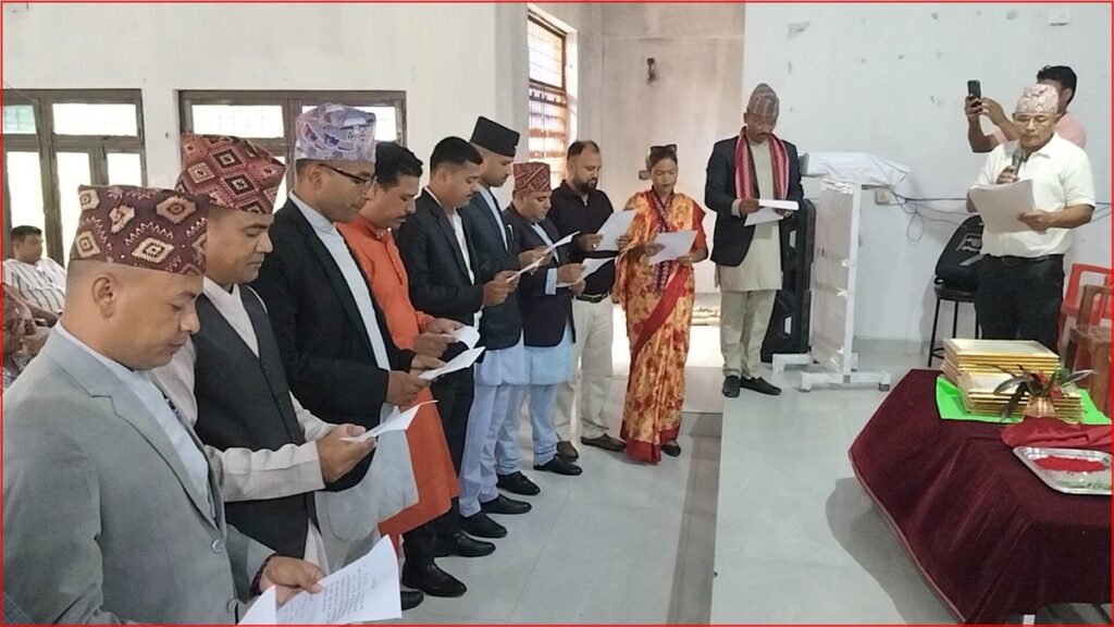 अत्तरिया उद्योग वाणिज्य संघको नयाँ कार्यसमितिले गर्यो…