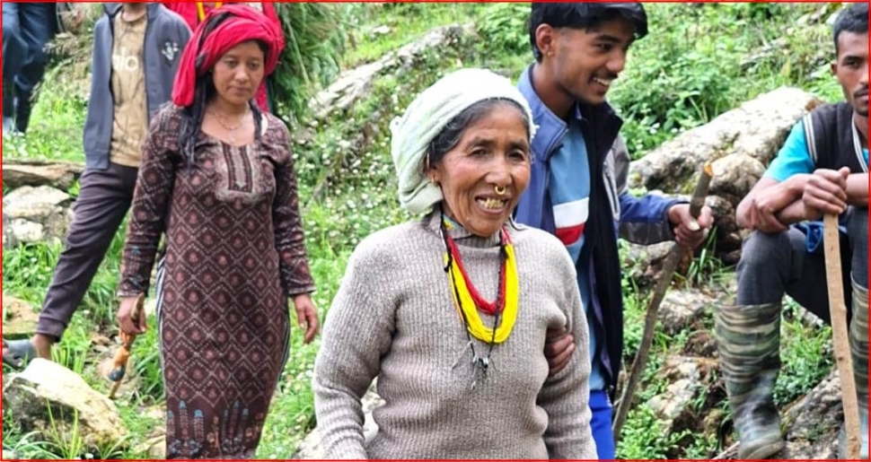 हराएकी आमा भेटिएको खुसी पाँच घण्टामै शोकमा…