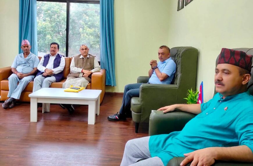 सुदूरपश्चिमको बजेट विवाद सहमतिबाट टुंग्याउन मुख्यमन्त्री शाहलाई काँग्रेस पार्टी सभापति थापाको सुझाव