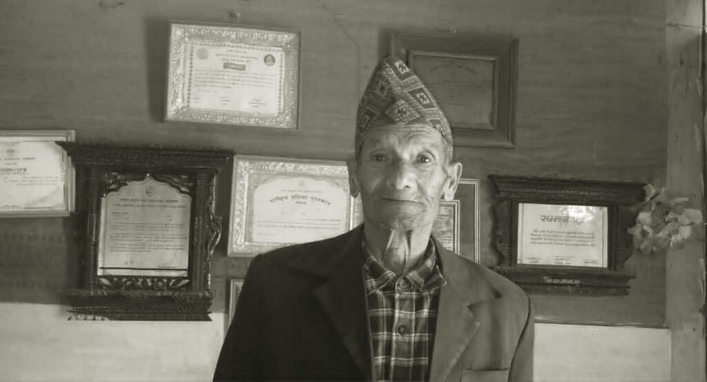 डोटीका पहिलो पत्रकार तथा वरिष्ठ साहित्यकार धनबहादुर…