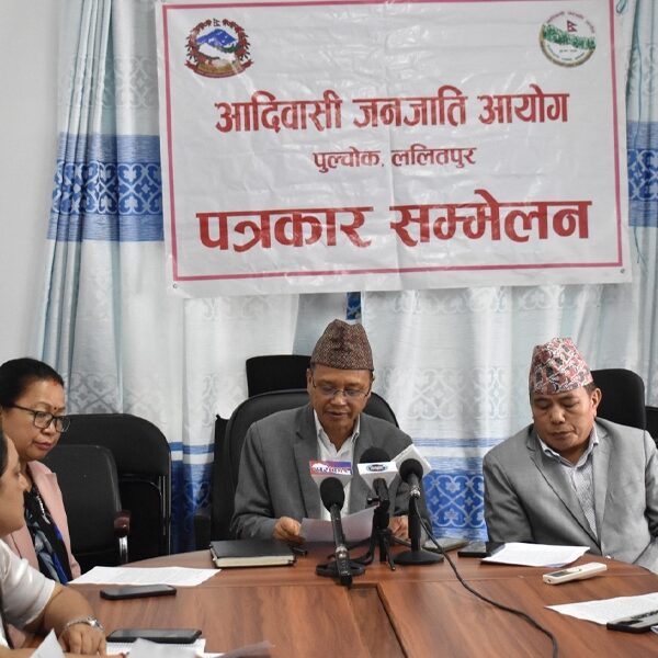 राष्ट्रिय जनावर गाईको स्थानमा गैँडा राख्न आदिवासी जनजाति आयोगको प्रस्ताव