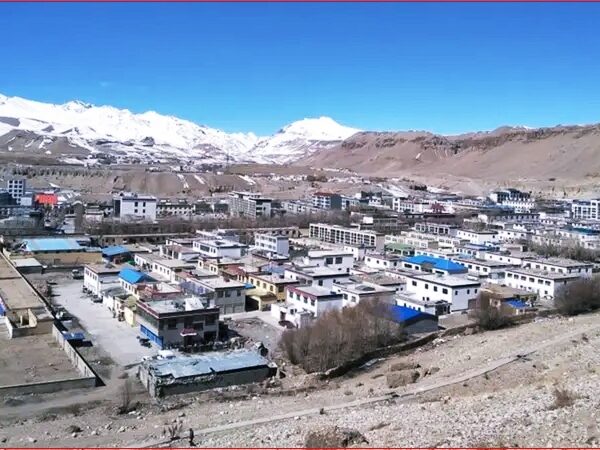 बझाङको उरै नाकाबाट ताक्लाकोट व्यापार खुल्दै, बझाङबाट चीन प्रवेश अनुमति वितरण सुरु