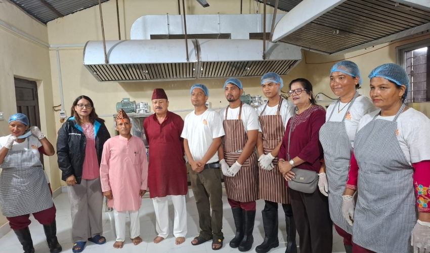 धनगढीमा एकीकृत भान्साघर सञ्चालन, २१ सामुदायिक विद्यालयका करिब ४ हजार विद्यार्थीलाई पोषणयुक्त दिवा खाजा