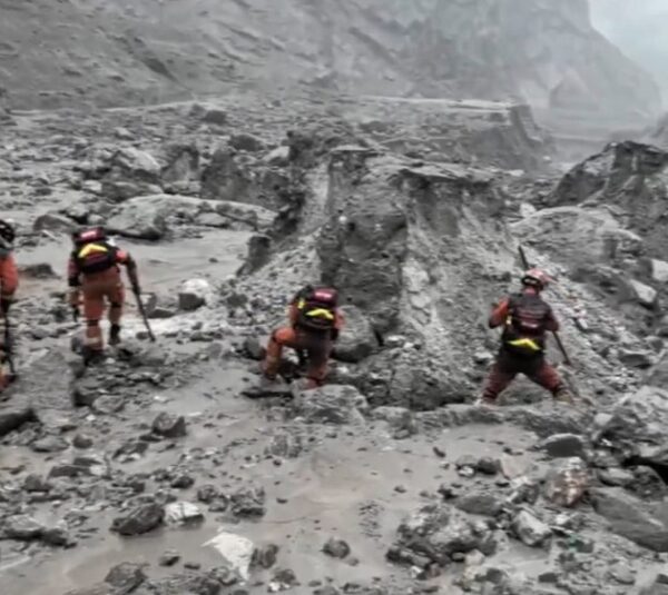 केरुङमा बाढीपहिरोको ठूलो क्षति : ७ जनाको मृत्यु, ५५४ बेपत्ता