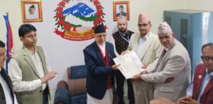 सुदूरपश्चिमको मुख्यमन्त्रीमा खगराज भट्टको दाबी, आजै शपथको तयारी