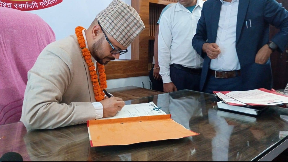 बहुवर्षीय ठेक्का छानबिनदेखि सडक सुरक्षा सुधारसम्म, मन्त्री…
