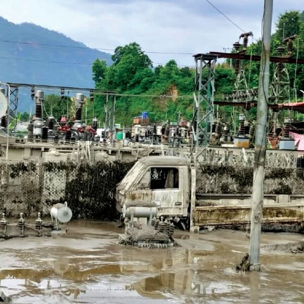 भोटेकोशी बाढीले जलविद्युत् क्षेत्रमा ठूलो क्षति, ४३१ मेगावाट विद्युत् प्रणालीबाट बाहिरियो
