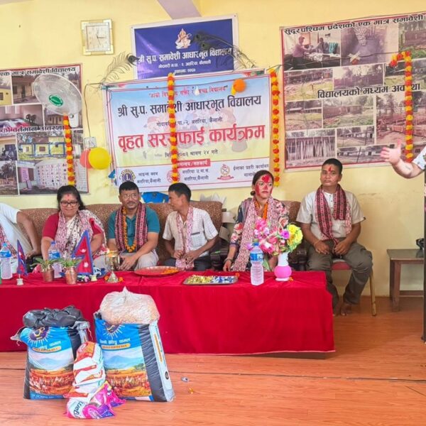 जन्मदिनमा अत्तरीयाकी धनाको उदाहरणीय काम, सुप समावेशी विद्यालयलाई खाद्यान्न सहयोग