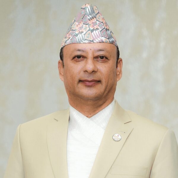 गगन थापाको नेतृत्वमाथि दीपक खड्काको प्रश्न…