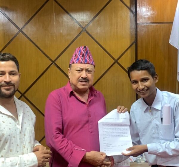 कैलालीको देवहरिया–धनचौरी सडक जीर्ण, तत्काल मर्मत गर्न माग