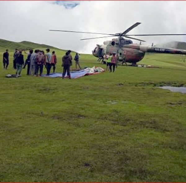बडीमालिकामा हेलिकोप्टरबाट सञ्चार उपकरण ढुवानी, पाँच दिनभित्र सेवा सञ्चालन हुने