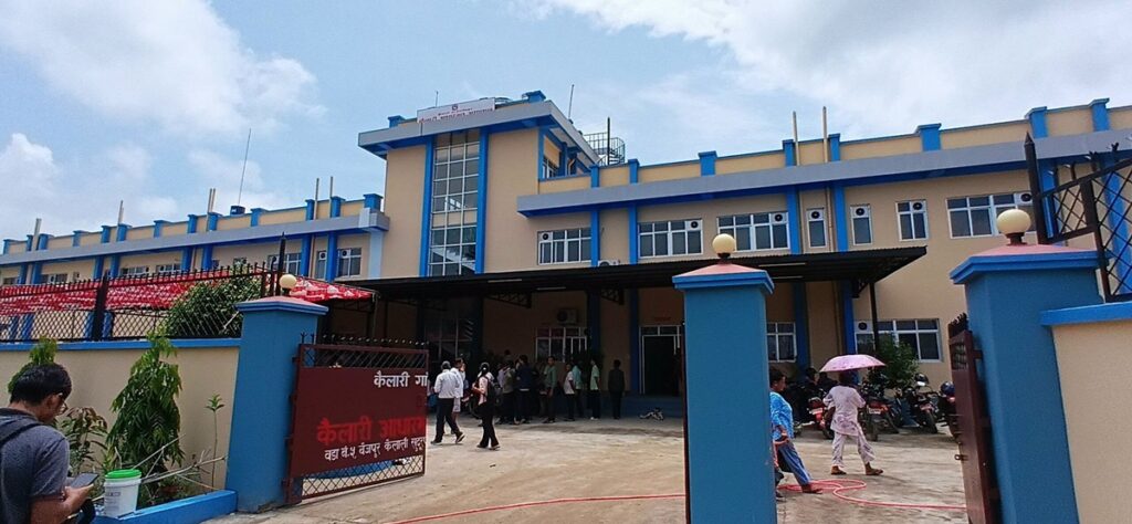 कैलारी गाउँपालिकामा सञ्चालनमा आयो १५ शय्याको अस्पताल