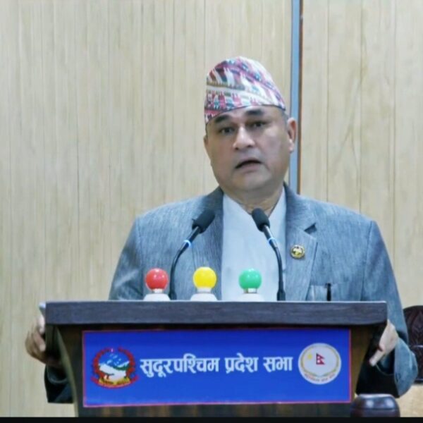 विश्वासको मत नपाउने भएपछि सुदूरपश्चिमका मुख्यमन्त्री शाहले राजीनामा दिने