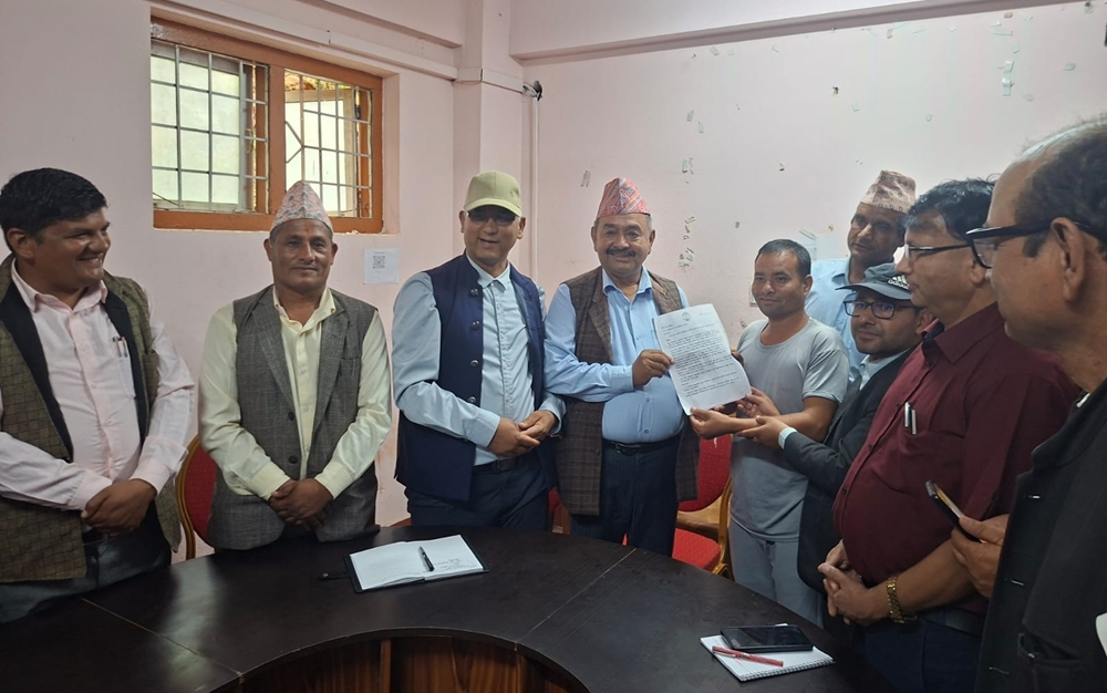 पारिश्रमिक वृद्धि र सामाजिक सुरक्षा माग्दै पाटनका नगर स्वयंसेवक शिक्षकको ज्ञापन