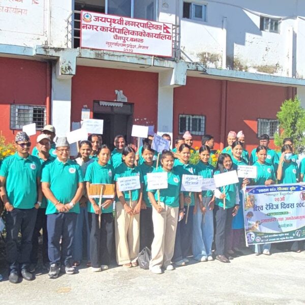 बझाङमा रेबिज विरुद्धको खोप अभियान अन्र्तगत करिब १४ सय बढि कुकुर र बिरालोलाइ खोप लगाइयो