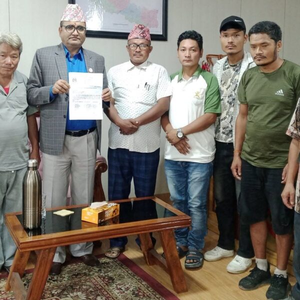 भोटेकोशी बाढीपछि डडेल्धुराका १७ जना अझै सम्पर्कविहीन, परिवारमा बढ्दो चिन्ता