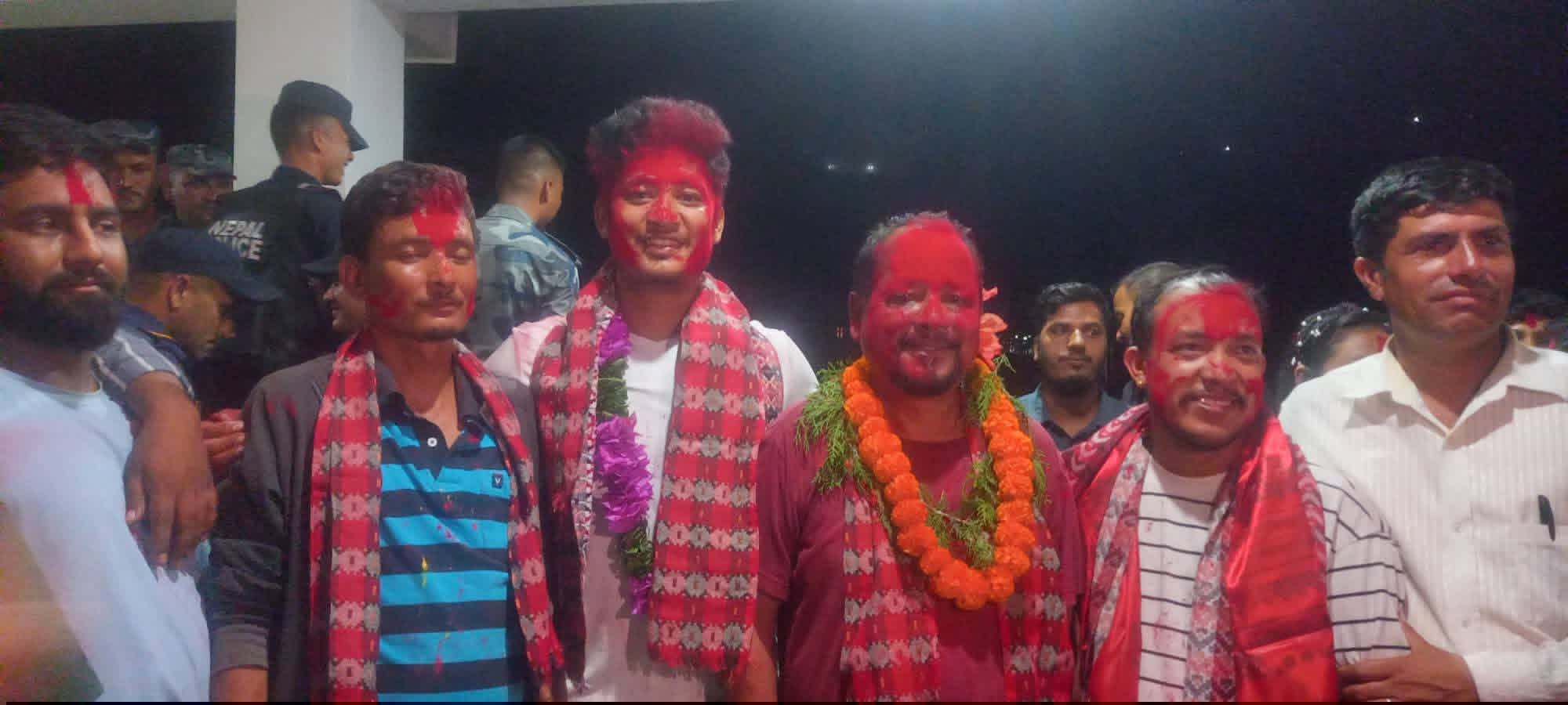 चैनपुर सहरी तथा खानेपानी सरसफाइ उपभोक्ता समितिको अध्यक्षमा लोकेन्द्रबहादुर बिष्ट पुनः निर्वाचित