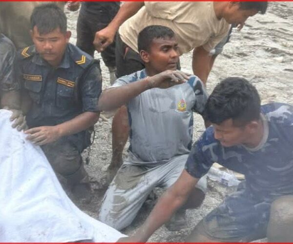 भोटेकोशी बाढीपछि बेपत्ता वृद्धाको जीवितै उद्धार